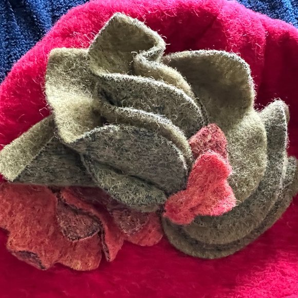 Platania Red Wool Floral Bucket Hat - Picture 2 of 5